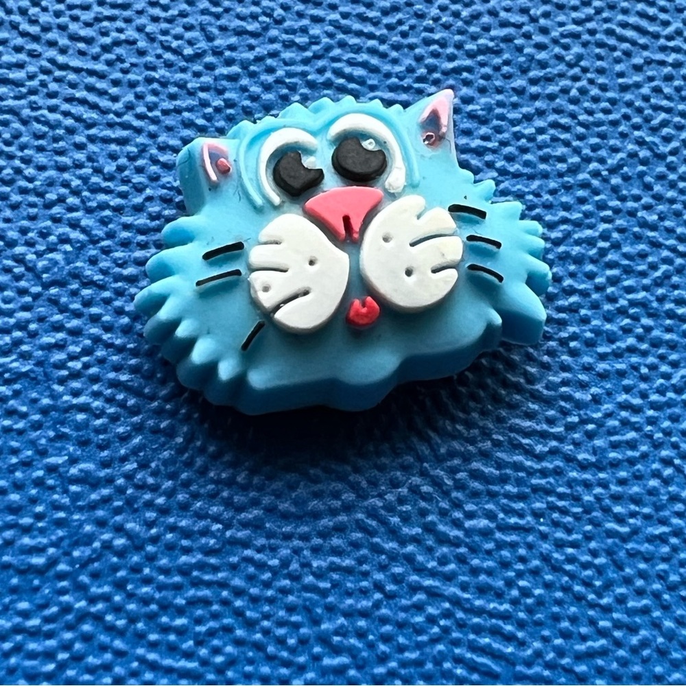 BLUE Cute Cat face authentic Jibbitz Charms for Crocs.